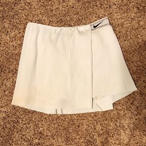 Small White Nike Multi Length Ribbed Tennis Pickleball Skirt Skort